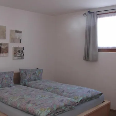 Chesa Ovelin Apartamento Pontresina